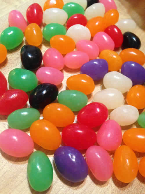 Brach's All Reds Jelly Bird Eggs Jelly Beans Review 